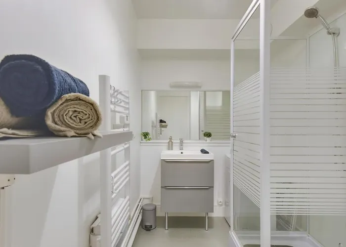 Chic Avec Parking Au Centre-ville Apartment